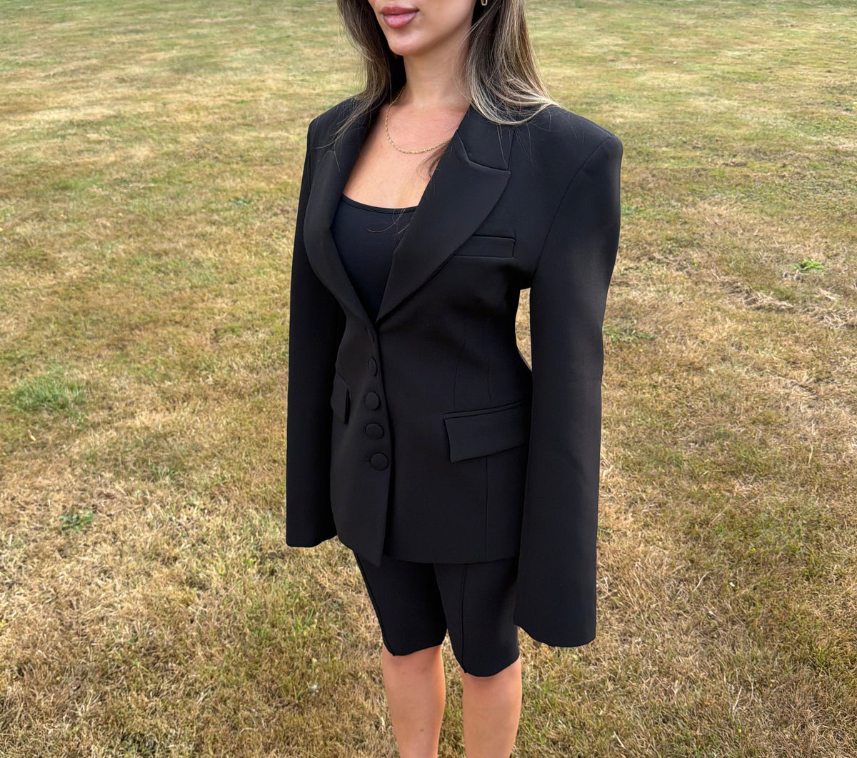 Hourglass Blazer Black